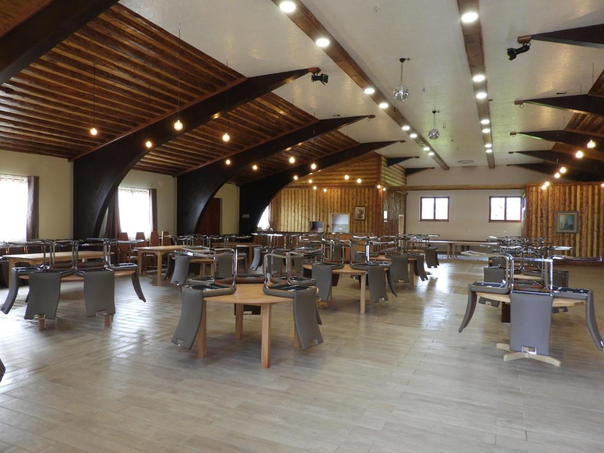 Ranch Marina Hotell Koce Eksteriør bilde